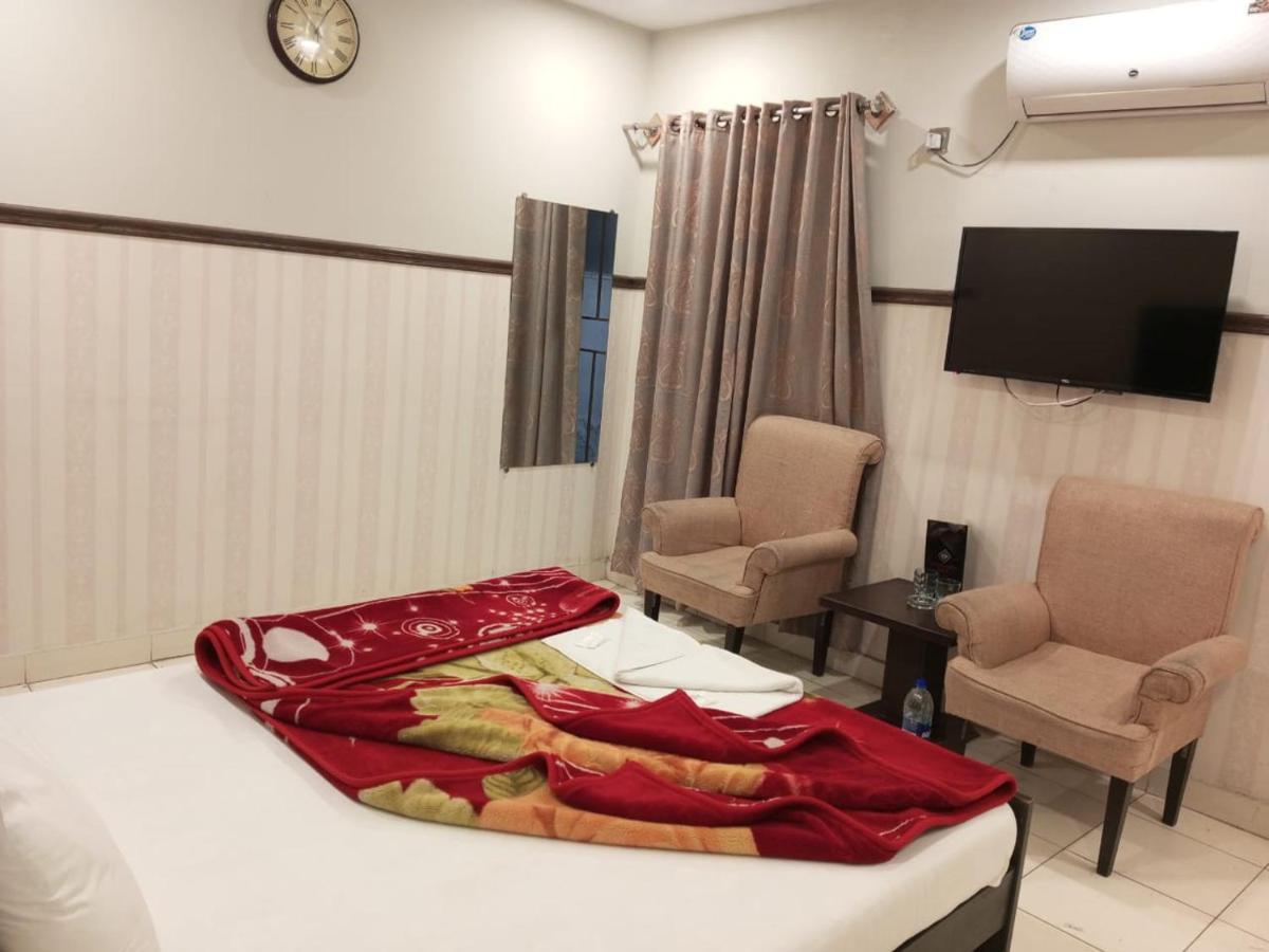 Hotel Eden Rock 라왈핀디 외부 사진